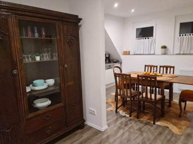 Pilgrims "Rosalie" Grosse Fewo Mit 3 Schlafzimmern, 1Bad, 2 Wc, Balkon, Fast Internet بريلون المظهر الخارجي الصورة